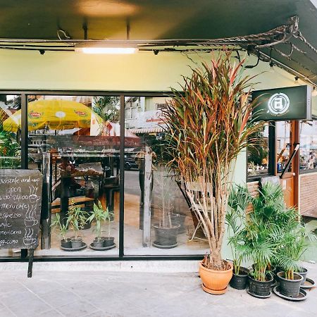 Oasis Cafe And Nap Vandrerhjem Bangkok Eksteriør bilde